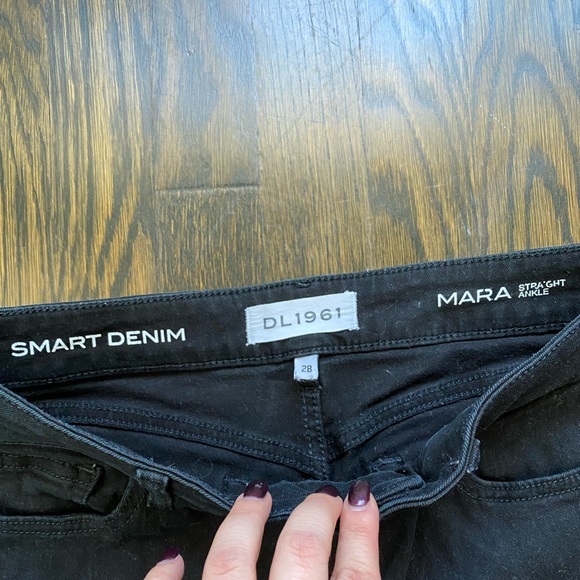 Dl1961 Mara Dark Wash Ankle Straight Leg Jeans - Picture 2 of 5